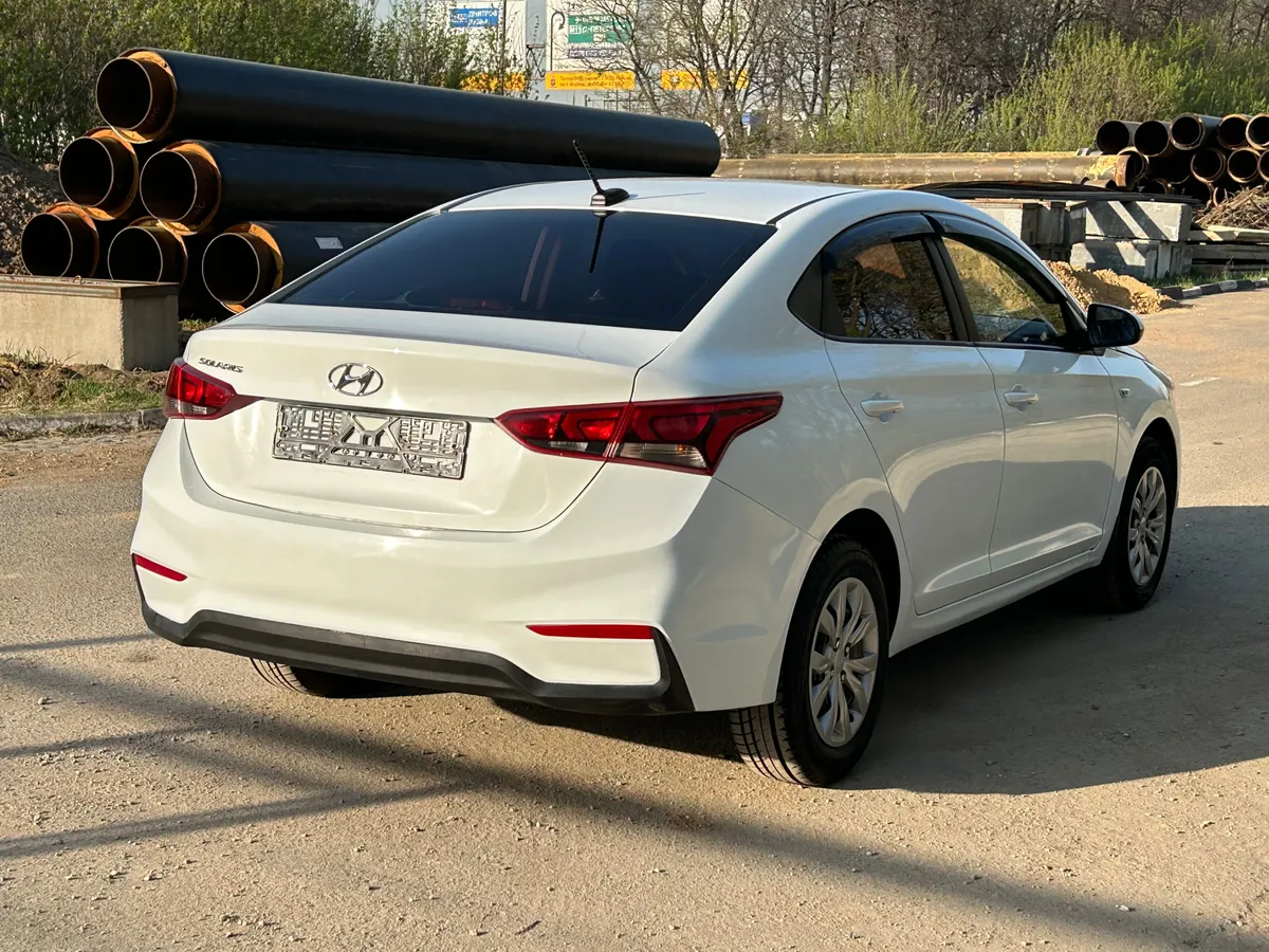 Hyundai Solaris 1.4 MT (100 л.с.)