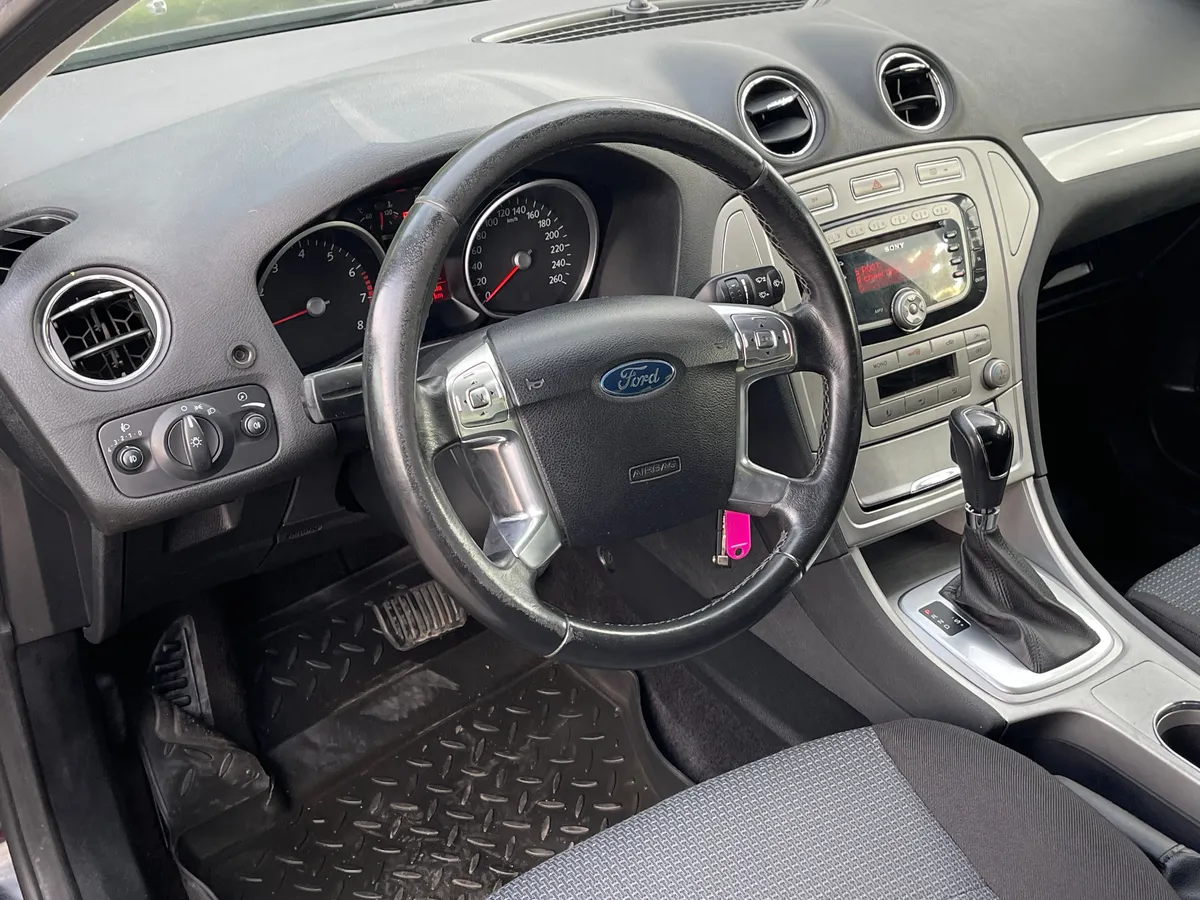 Ford Mondeo 2.3 AT (160 л.с.)