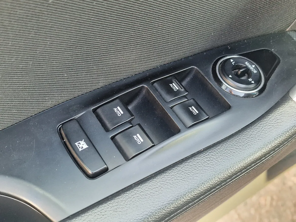 Hyundai i40 2.0 AT (150 л.с.)