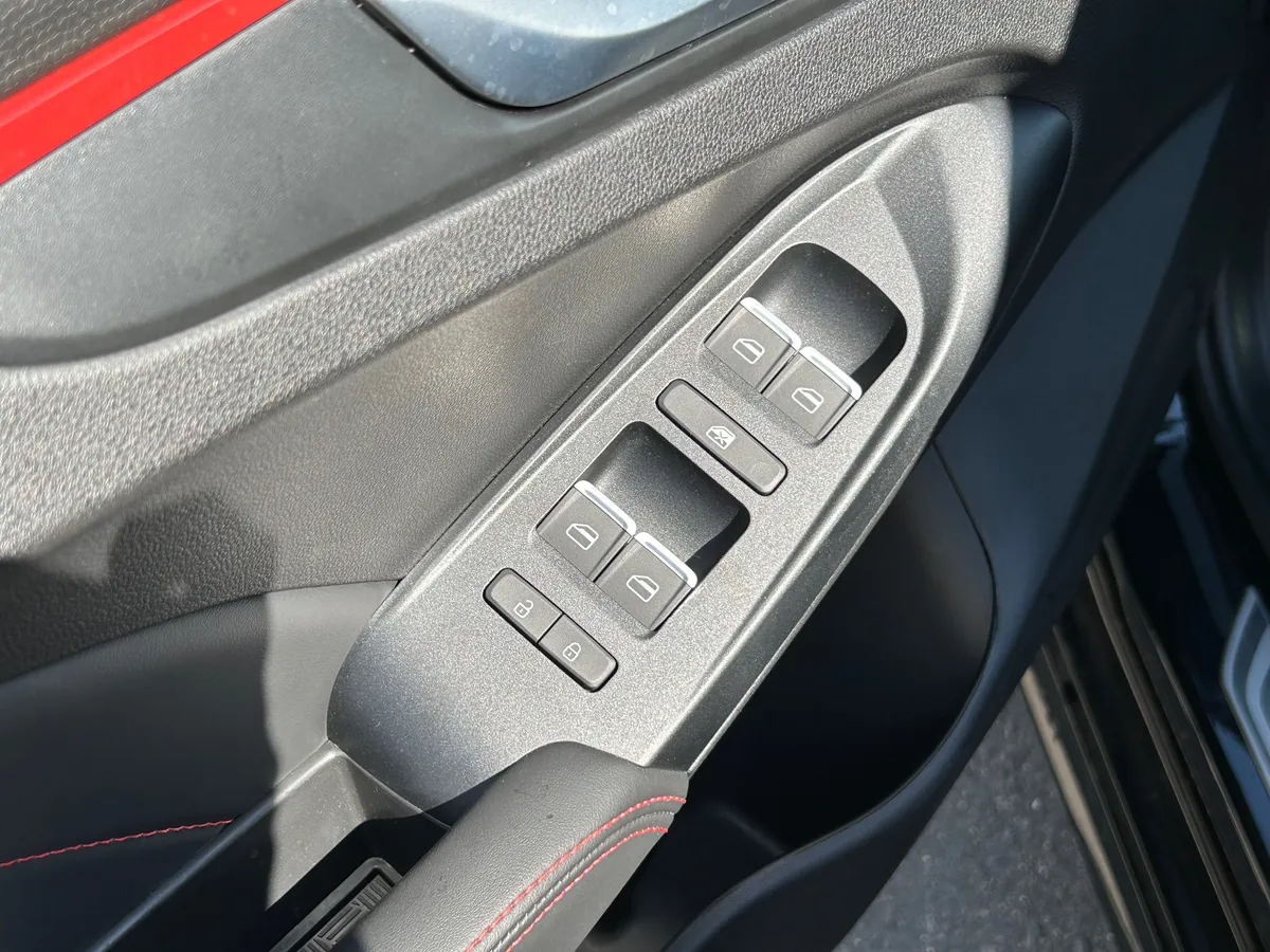 Kaiyi E5 1.5 CVT (147 л.с.)