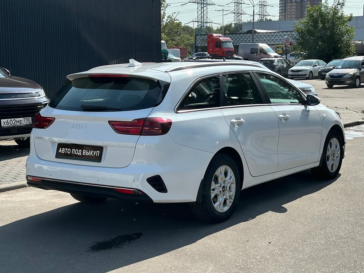 Kia Ceed 1.6 AT (128 л.с.)