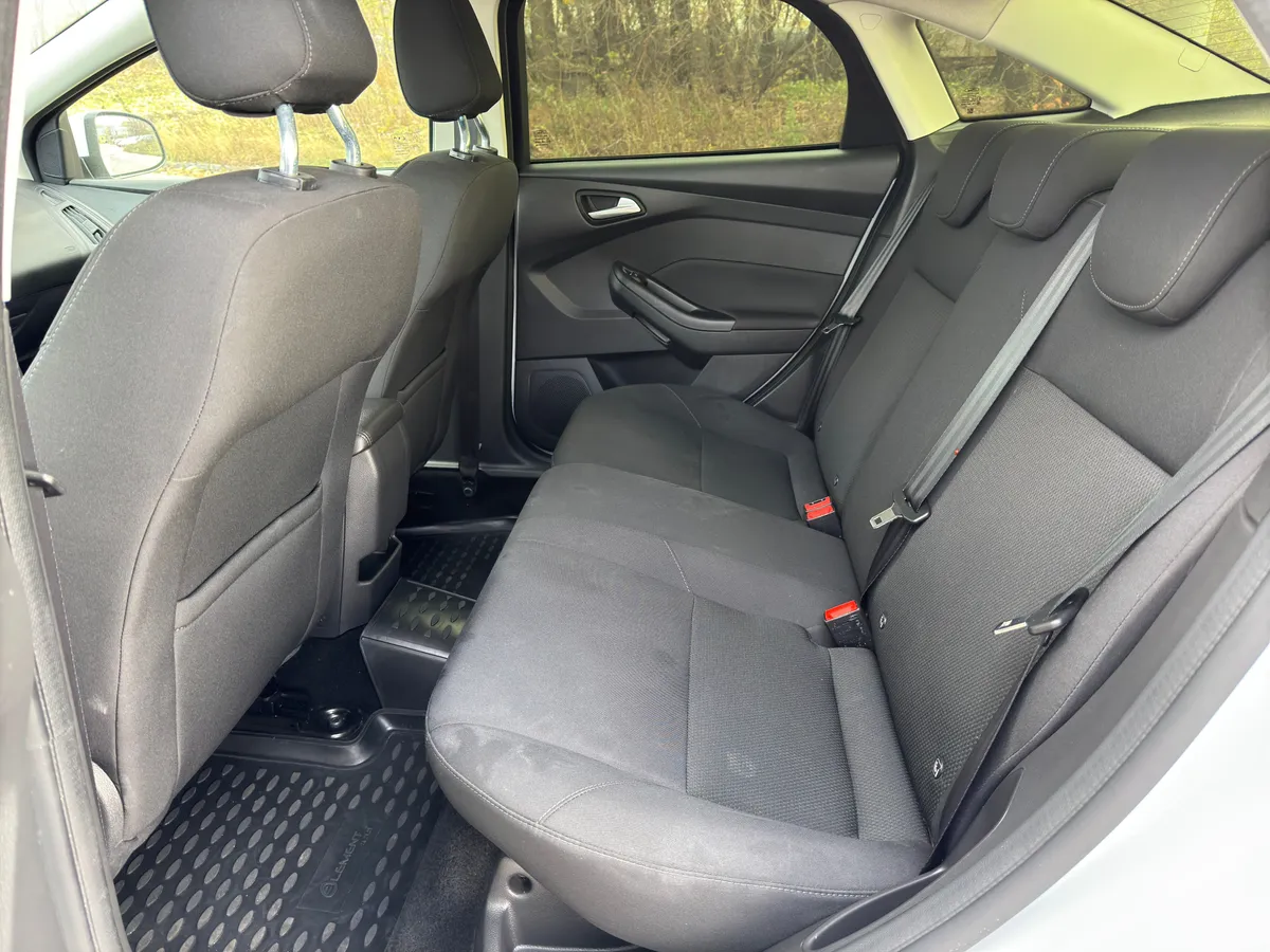 Ford Focus 1.6 Ti-VCT MT (105 л.с.)