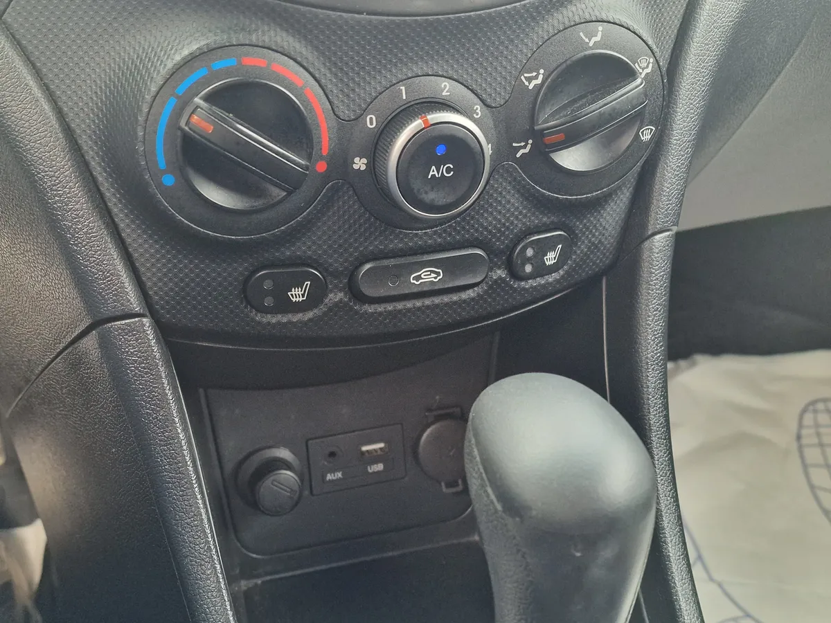 Hyundai Solaris 1.4 AT (107 л.с.)