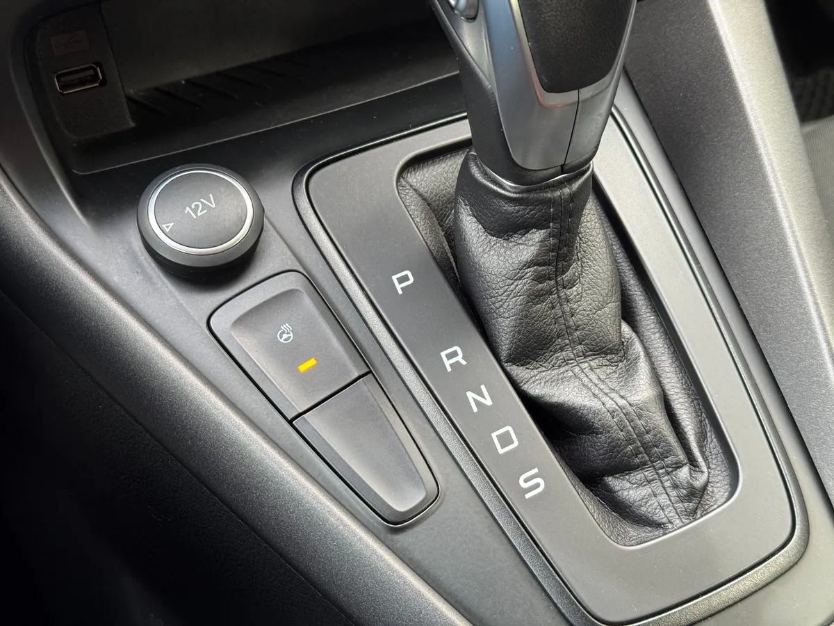 Ford Focus 1.6 Ti-VCT MT (105 л.с.)