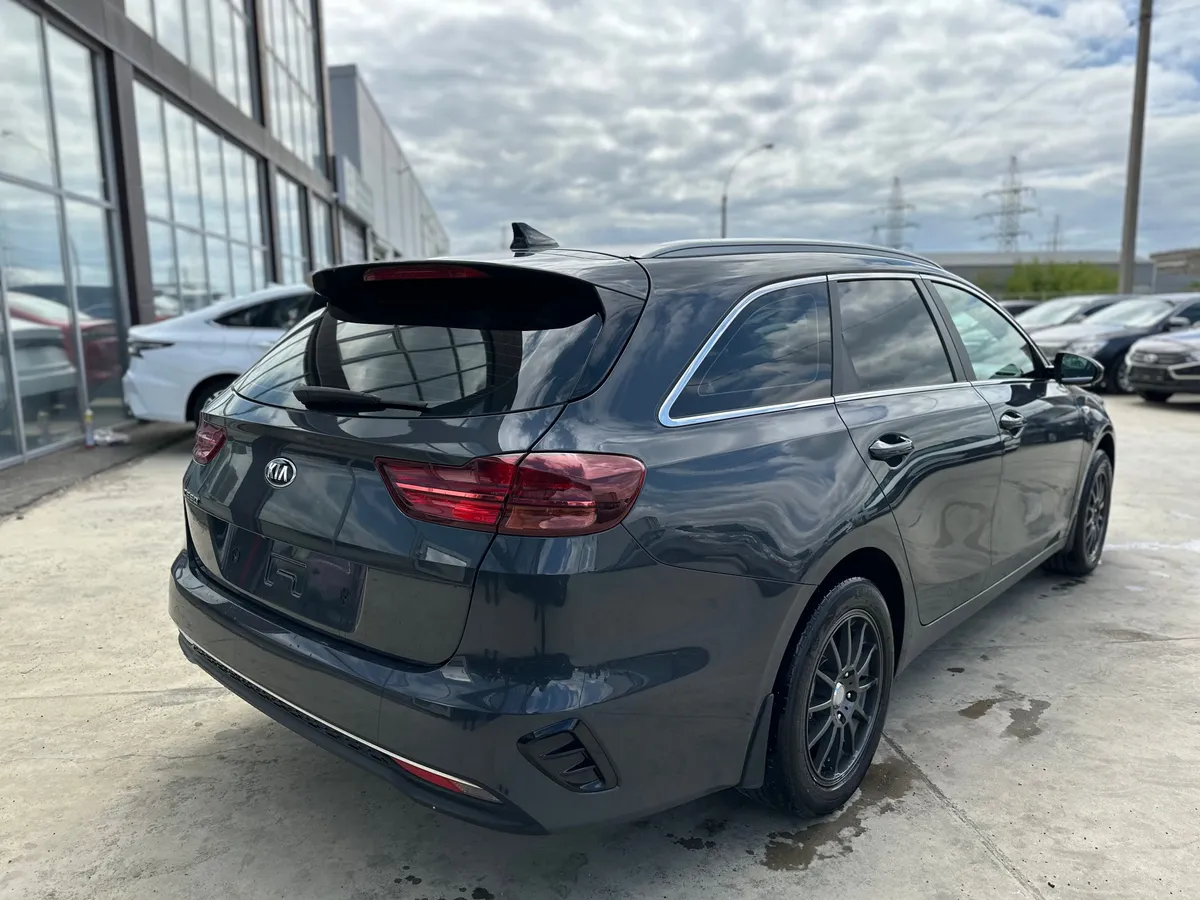 Kia Ceed 1.6 AT (128 л.с.)