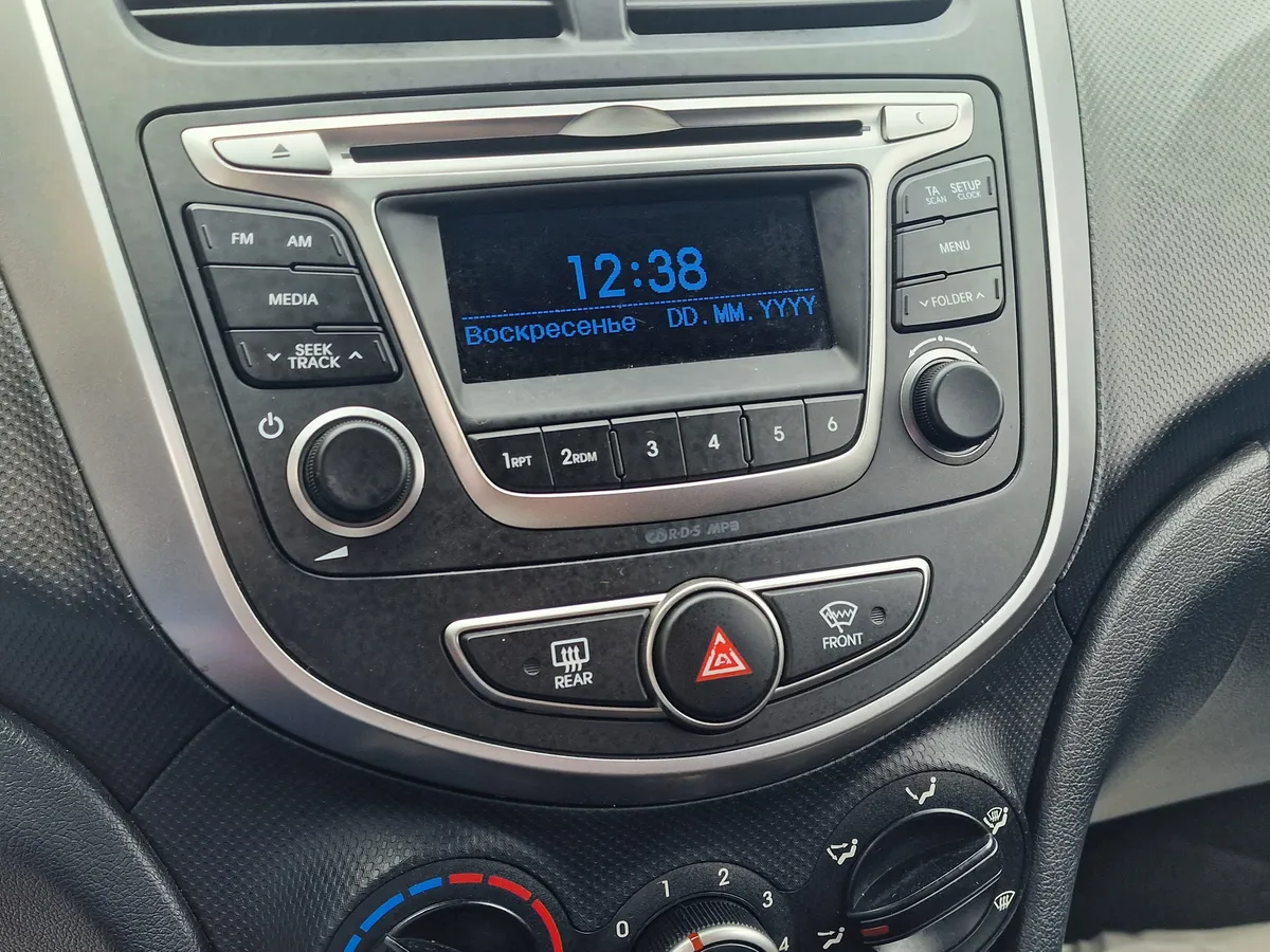 Hyundai Solaris 1.4 AT (107 л.с.)
