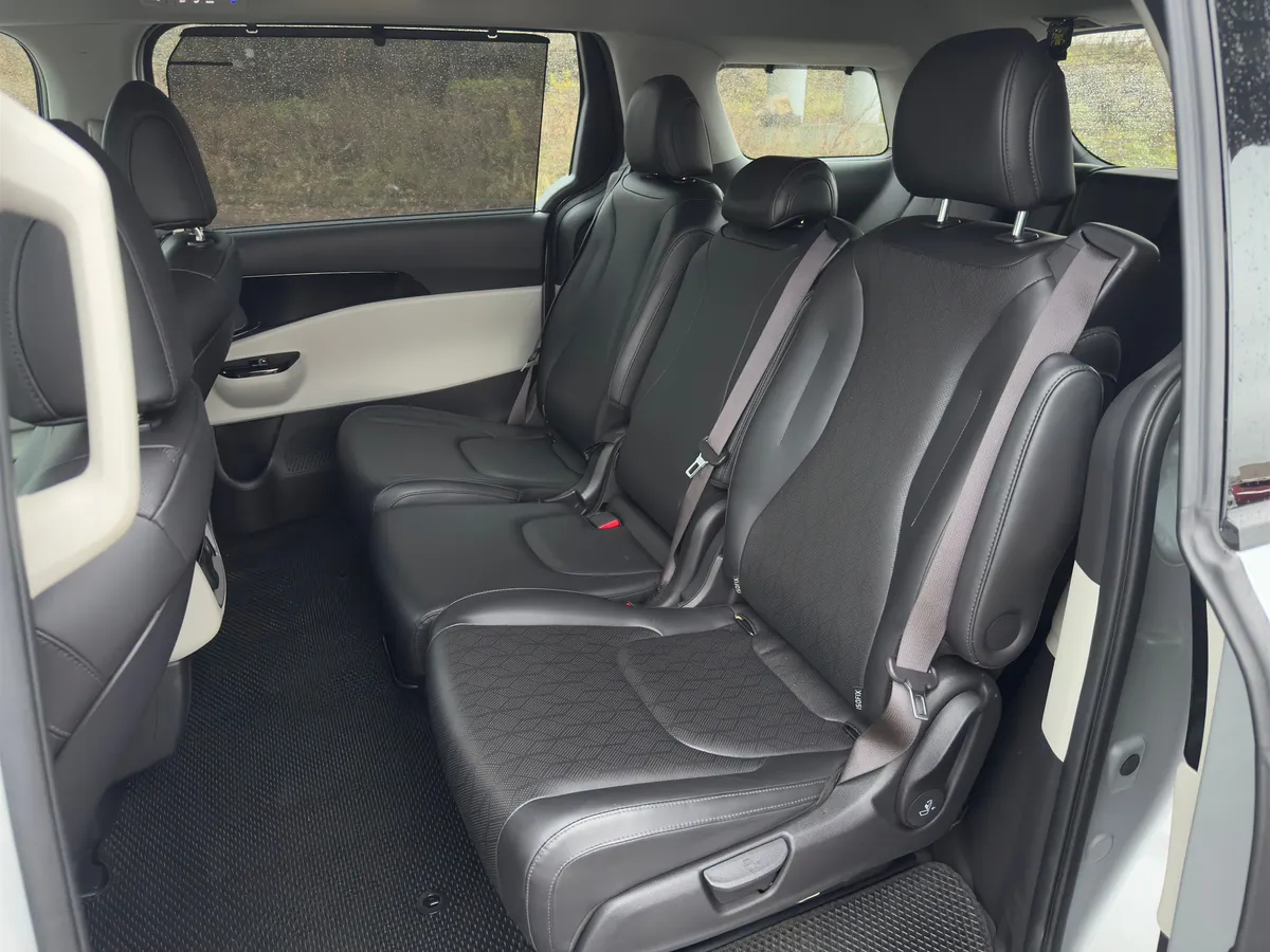 Kia Carnival 2.2 AT (199 л.с.)
