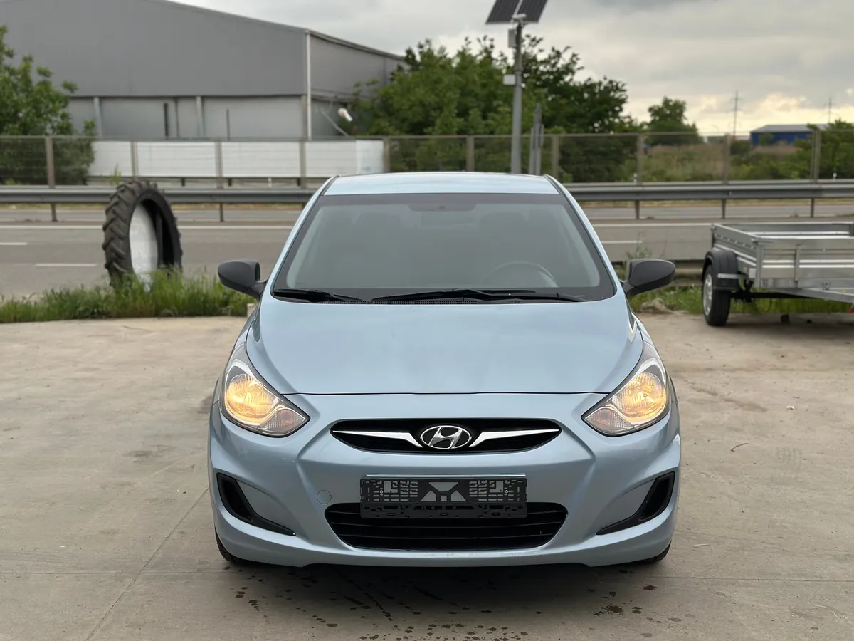 Hyundai Solaris 1.6 MT (123 л.с.)