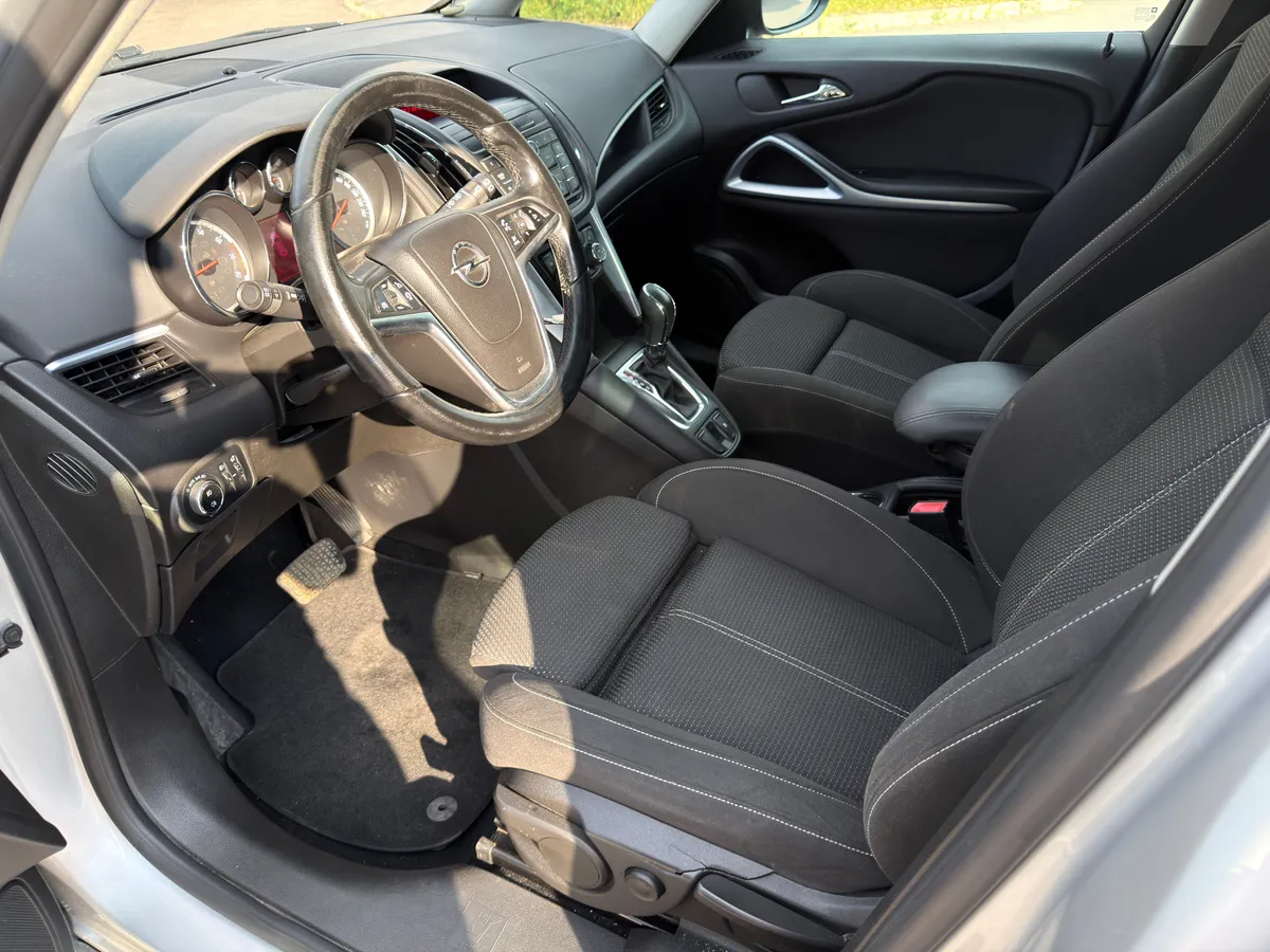 Opel Zafira 1.4 Turbo AT (140 л.с.), 2013 — фото 6