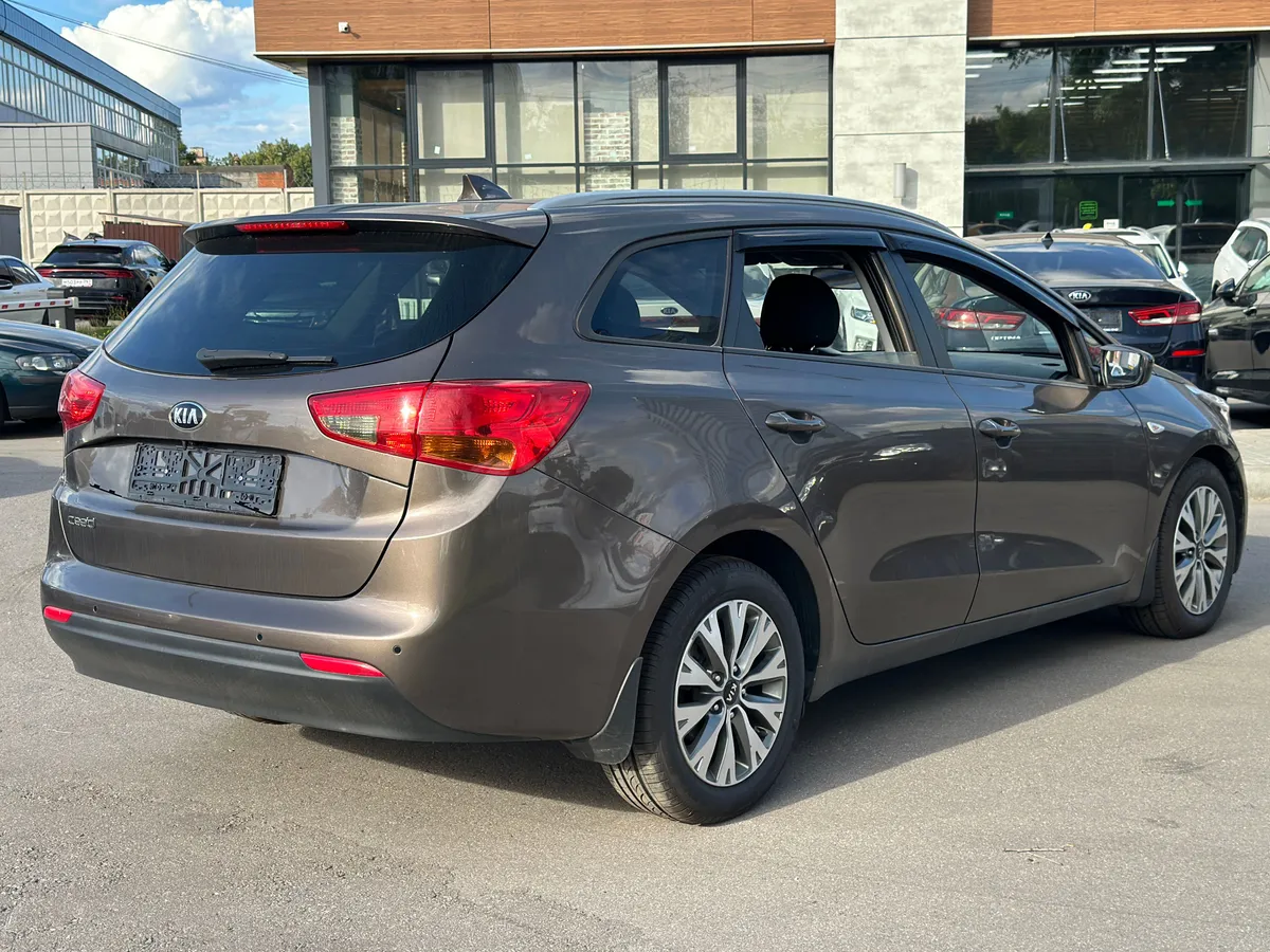 Kia Ceed 1.6 AT (130 л.с.)