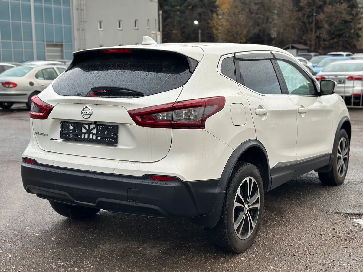 Nissan Qashqai 2.0 Xtronic (144 л.с.)