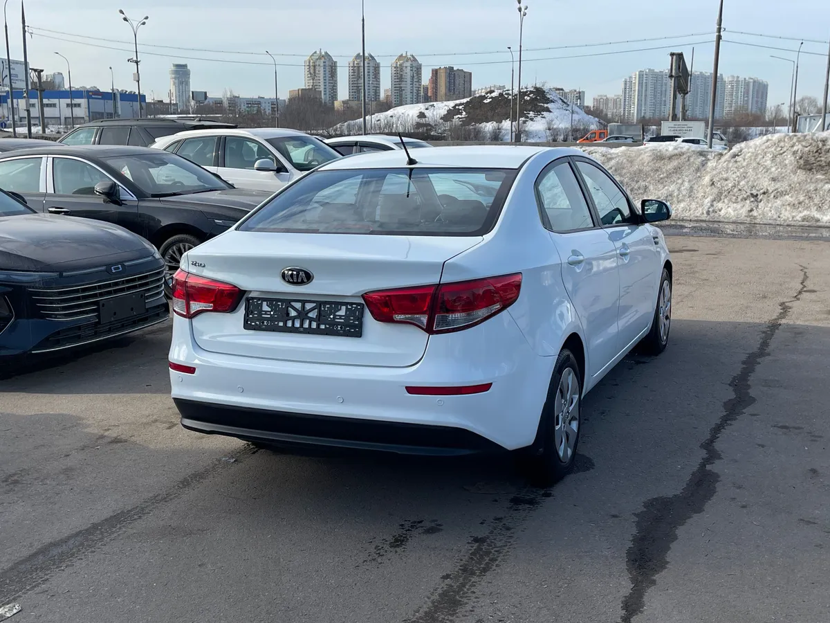 Kia Rio 1.6 MT (123 л.с.)