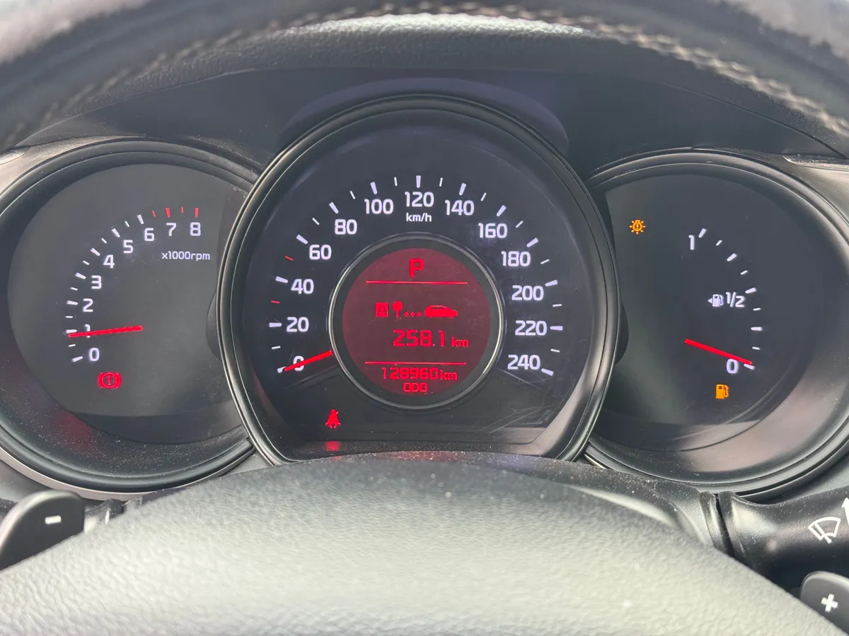 Kia Ceed 1.6 AT (130 л.с.)