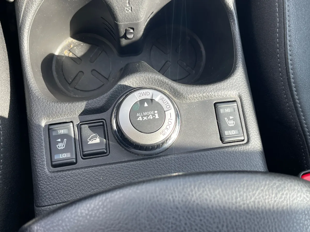 Nissan X-Trail 2.5 CVT AWD (171 л.с.)