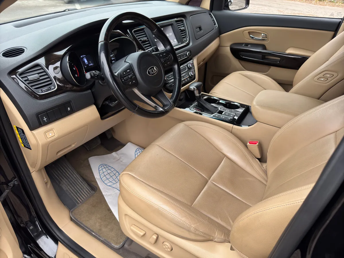 Kia Carnival 2.2 CRDi AT (200 л.с.)