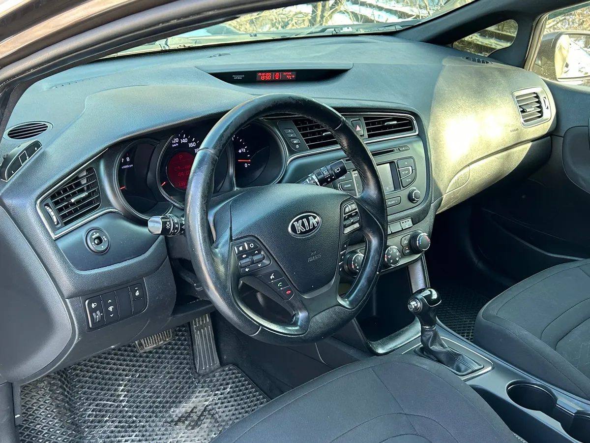 Kia Ceed 1.6 AT (130 л.с.)