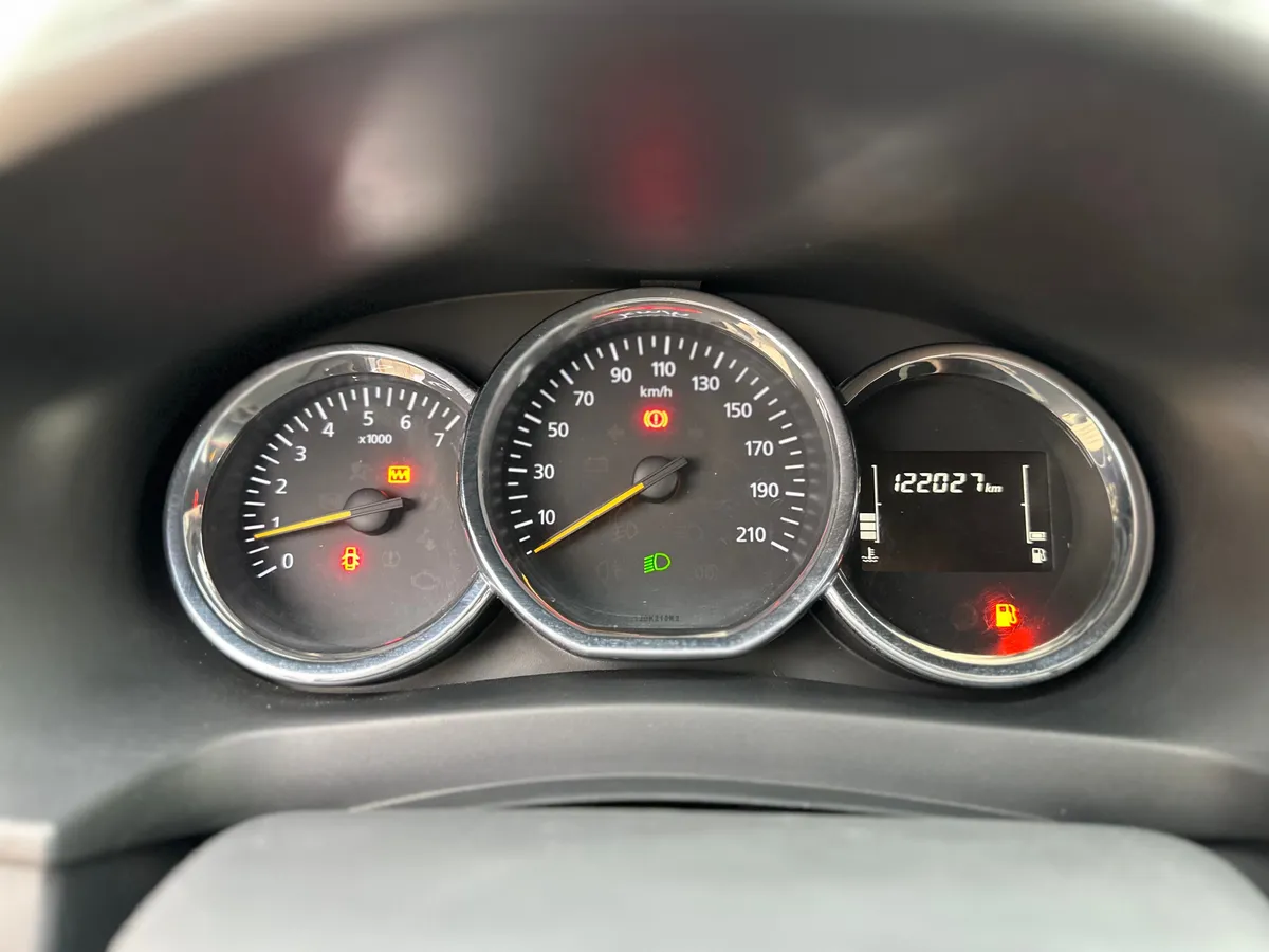 Renault Logan 1.6 MT (82 л.с.), 2019 — фото 9