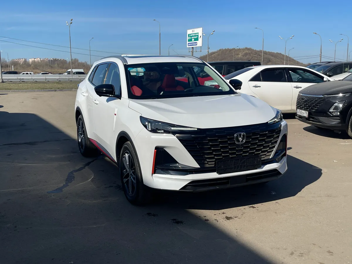 картинка Changan UNI-S (CS55 Plus) 1.5 AMT (181 л.с.) от galaxy-auto