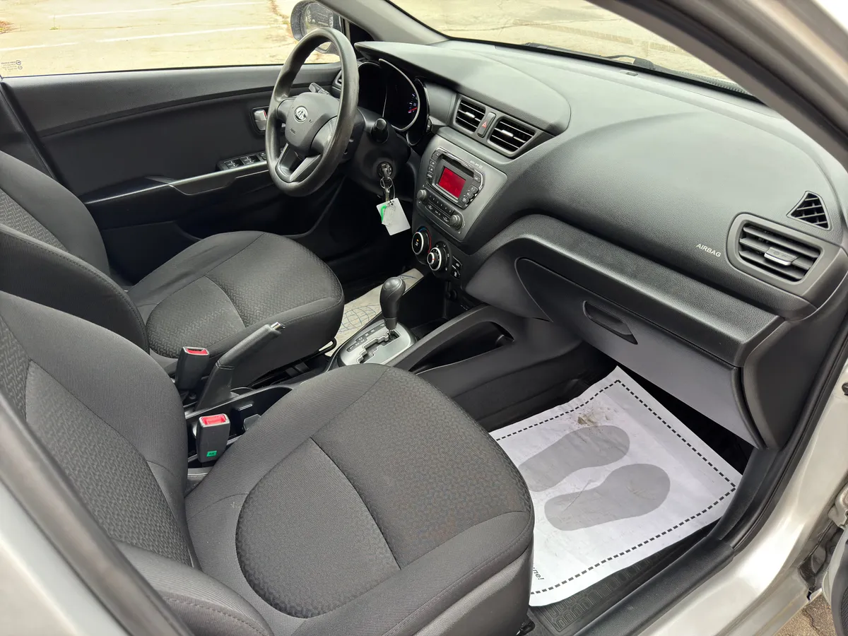 Kia Rio 1.6 6AT (123 л.с.)