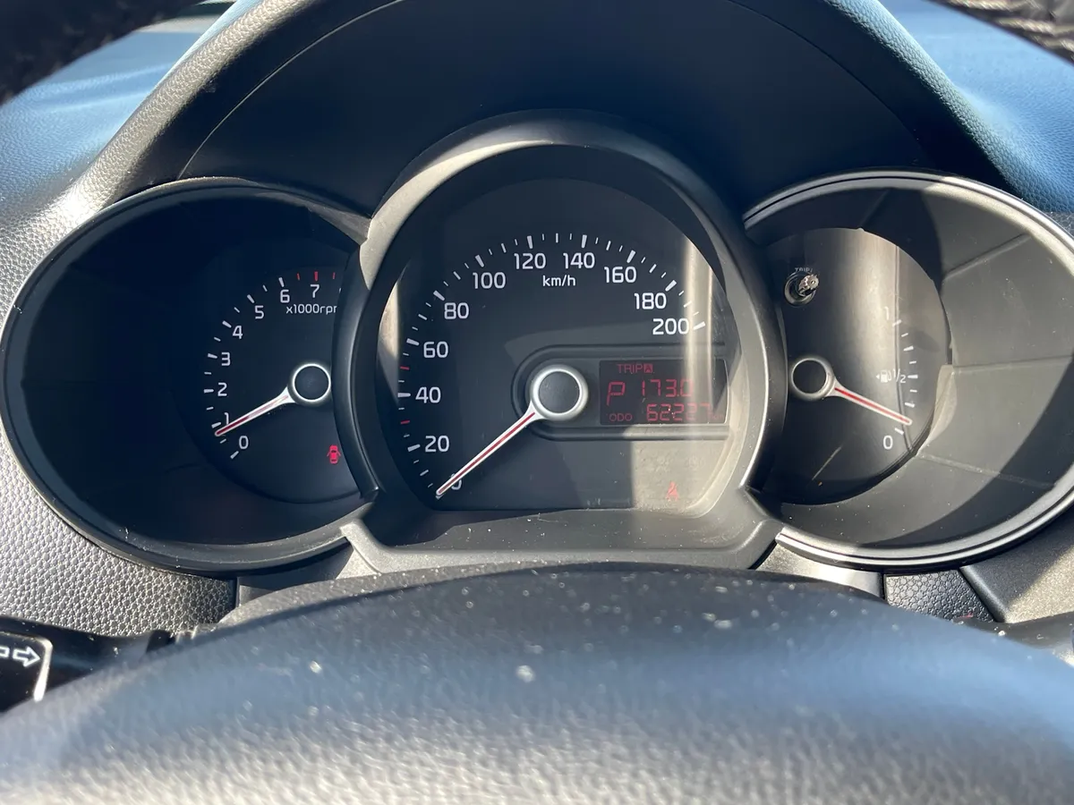 Kia Picanto 1.2 AT (85 л.с.)