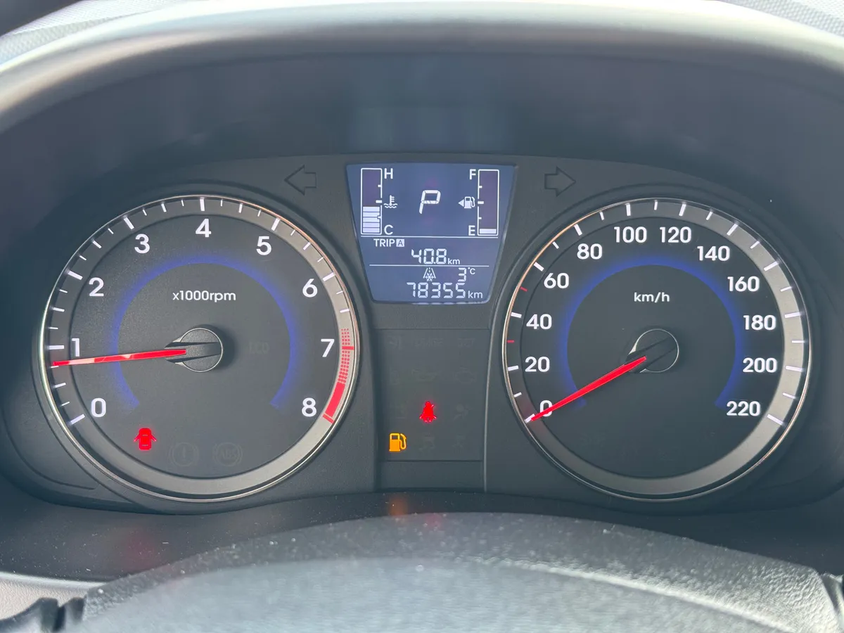 Hyundai Solaris 1.4 AT (107 л.с.)