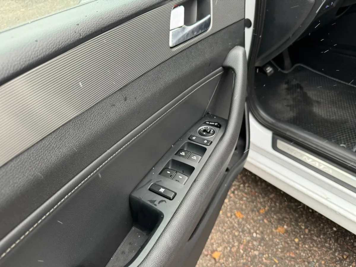 Hyundai Sonata 2.0 AT (150 л.с.)