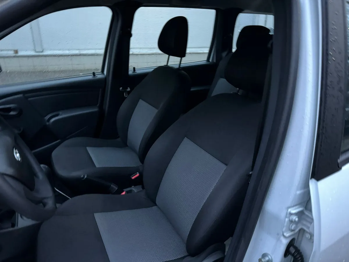 ВАЗ (Lada) Largus 1.6 MT (90 л.с.)