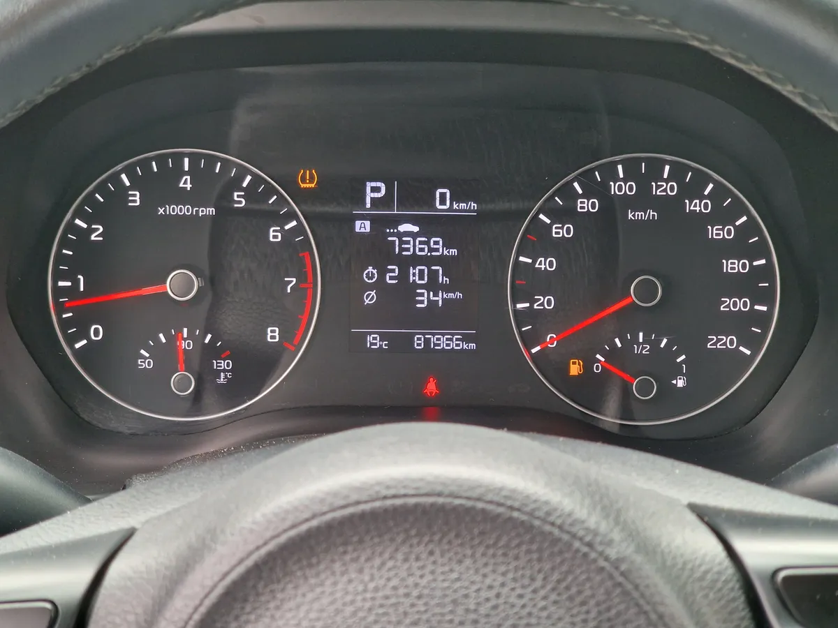 Kia Rio 1.6 AT (123 л.с.)