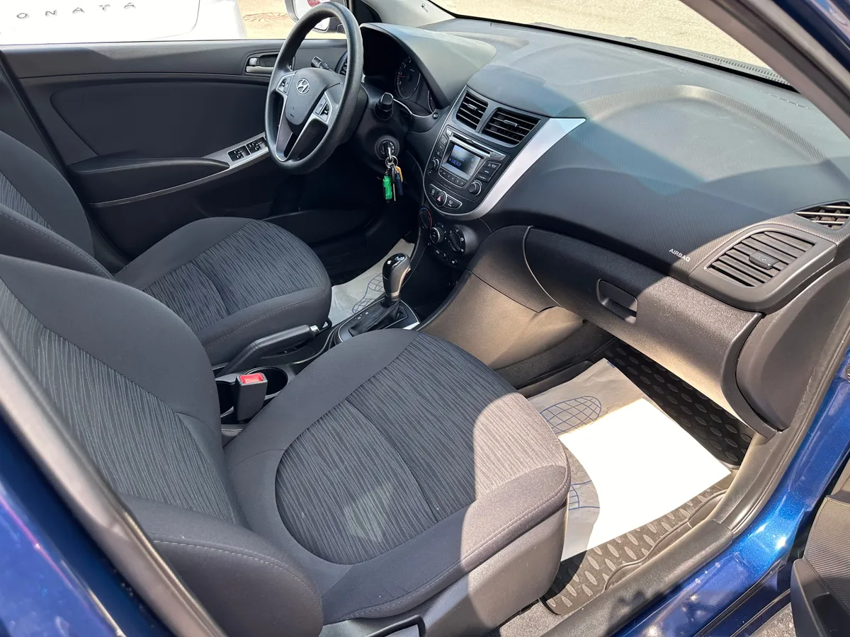 Hyundai Solaris 1.6 AT (123 л.с.)