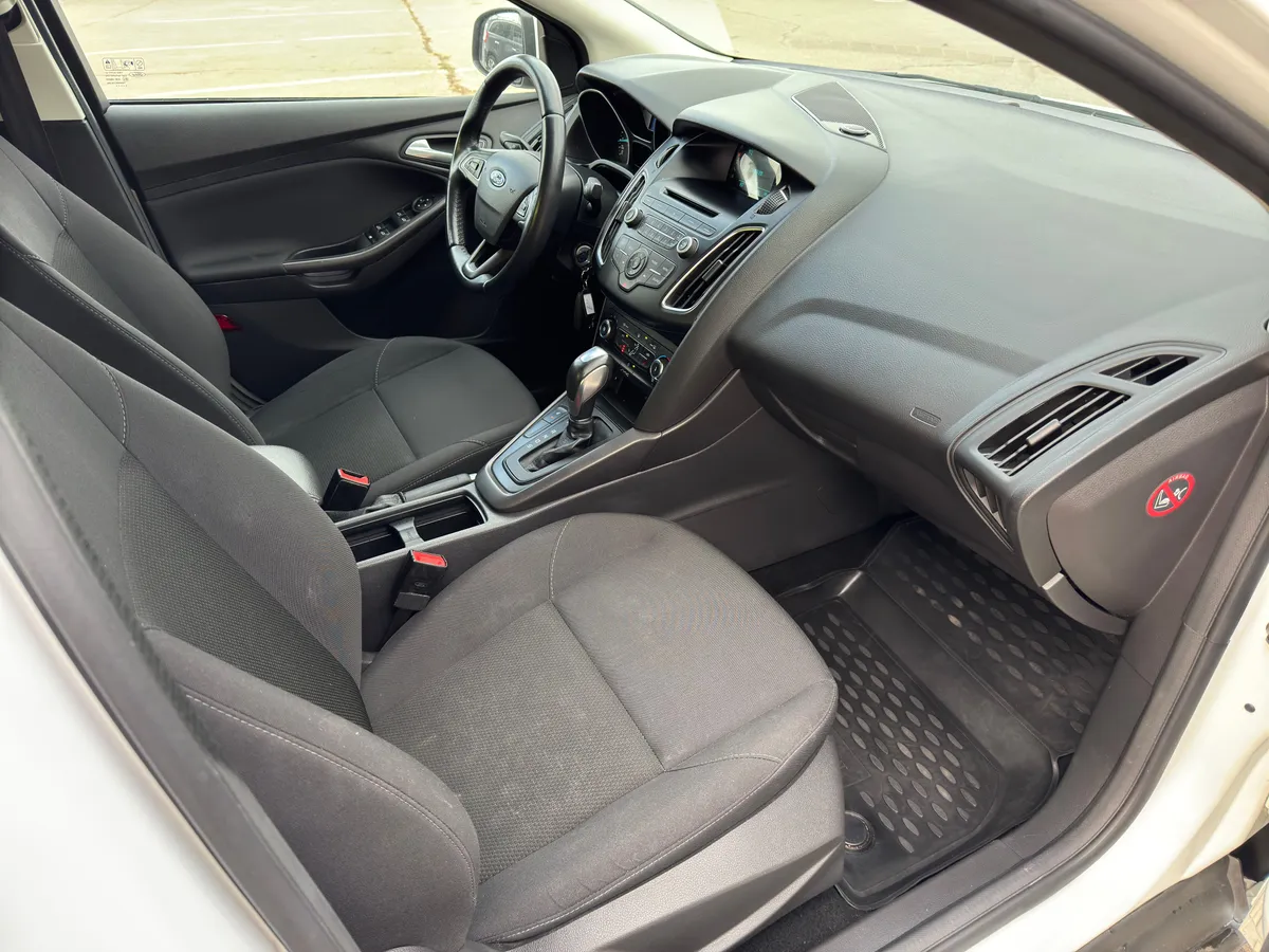 Ford Focus 1.6 Ti-VCT MT (105 л.с.)