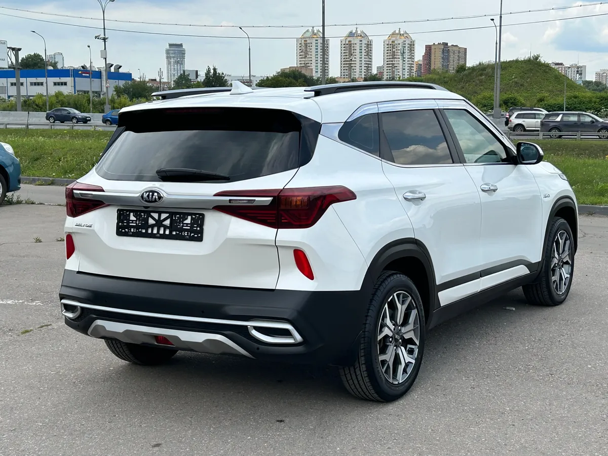Kia Seltos 2.0 CVT (149 л.с.) 4WD