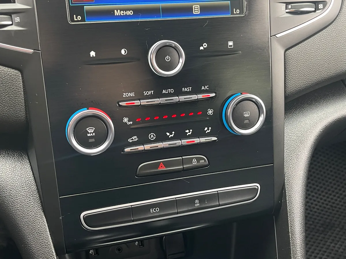 Renault Megane 1.5 dCi EDC (110 л.с.), 2018 — фото 10