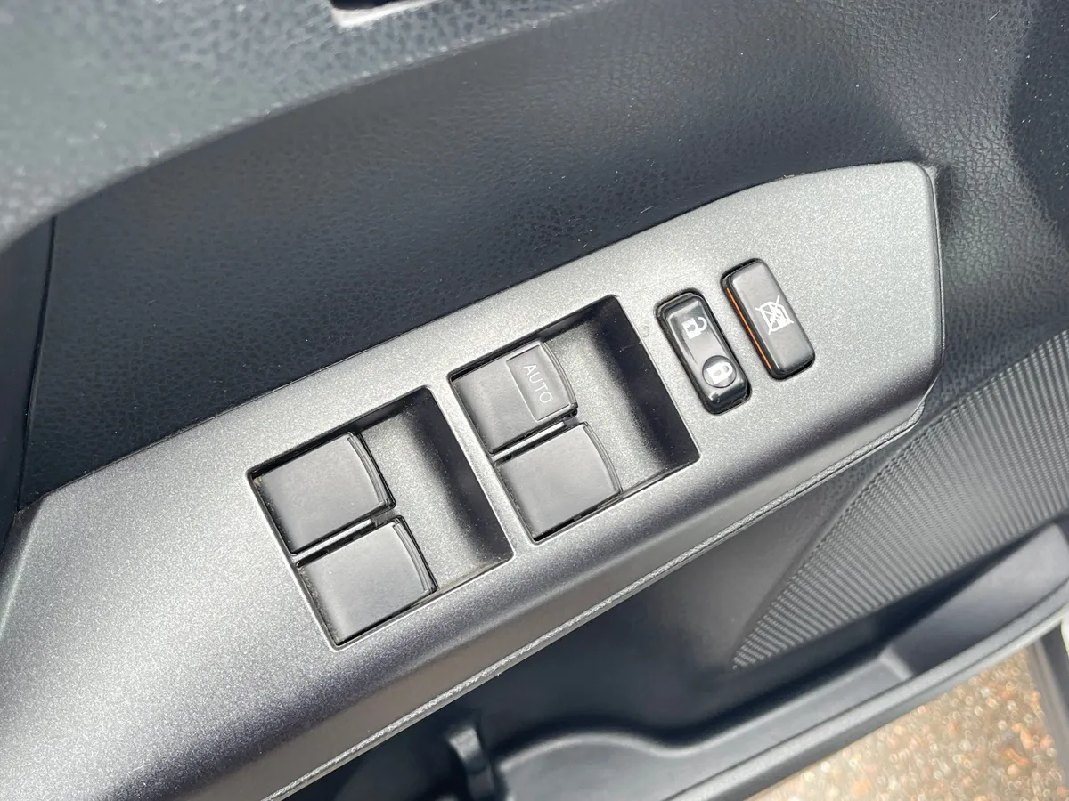 Toyota RAV4 2.0 CVT (146 л.с.)