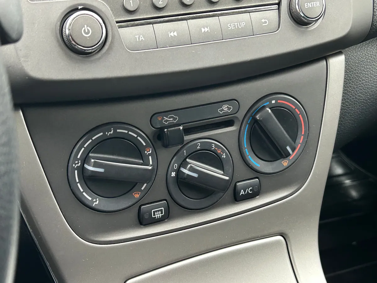 Nissan Sentra 1.6 CVT (117 л.с.), 2014 — фото 7