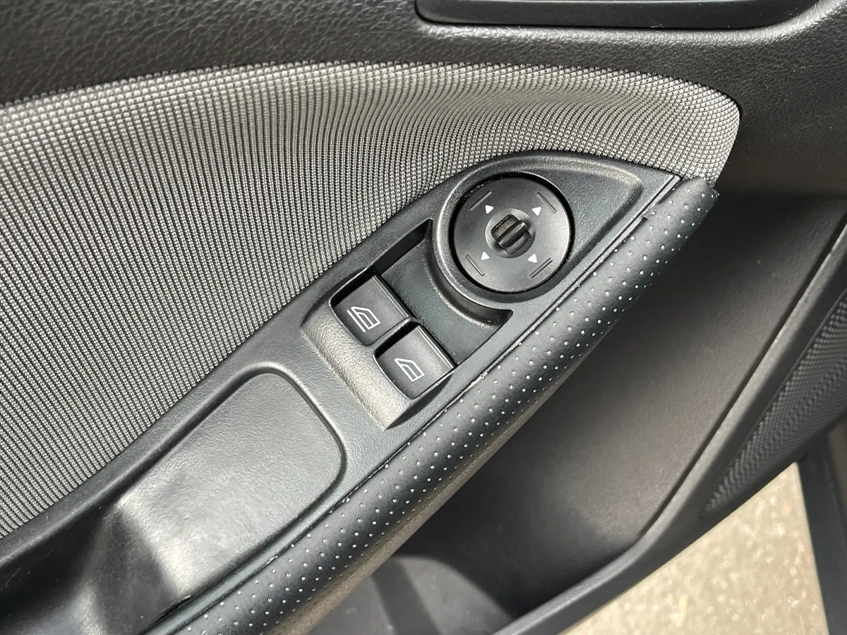 Ford Focus 2.0 PowerShift (150 л.с.)
