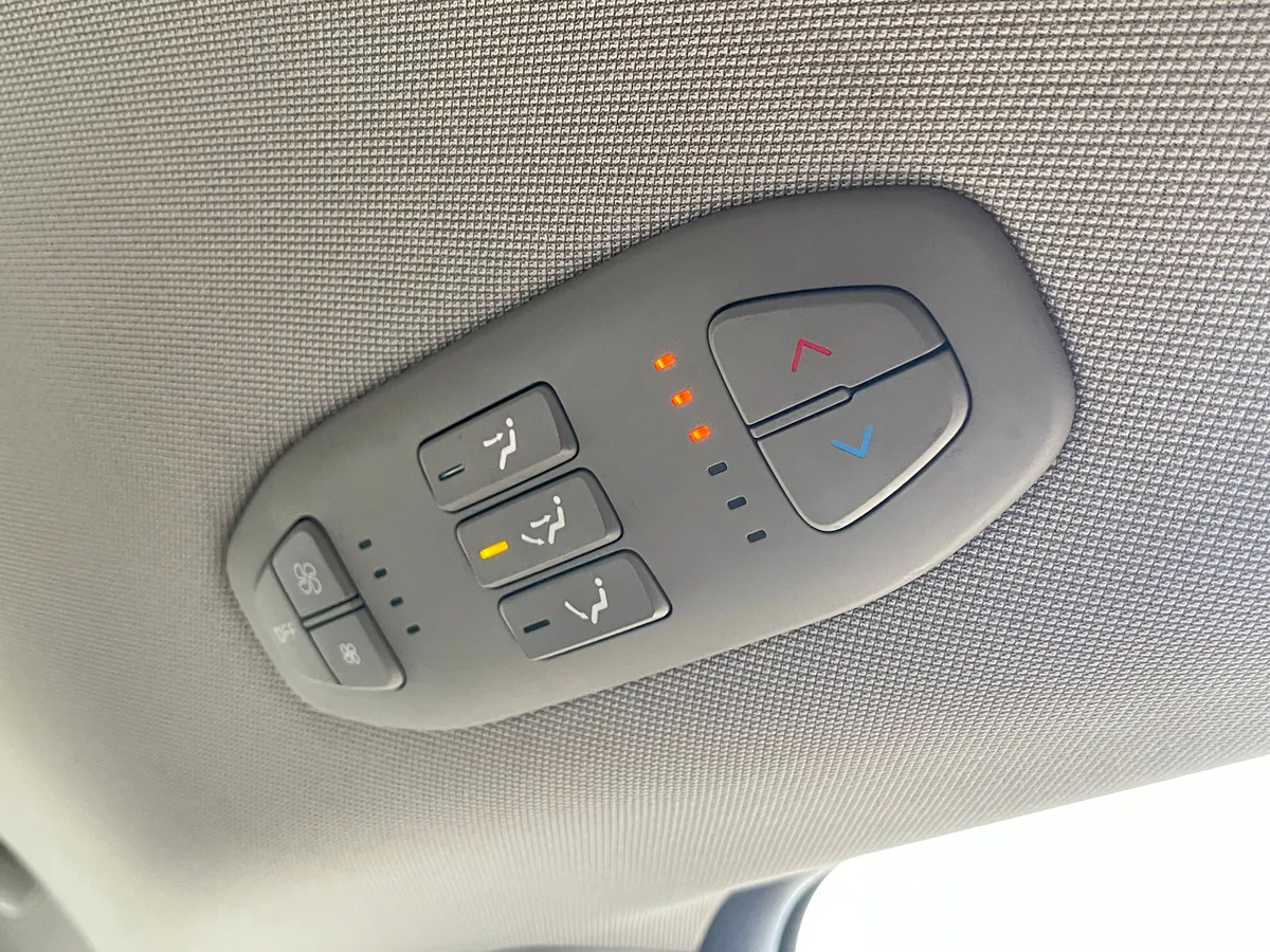 Kia Carnival 2.2 AT (202 л.с.)