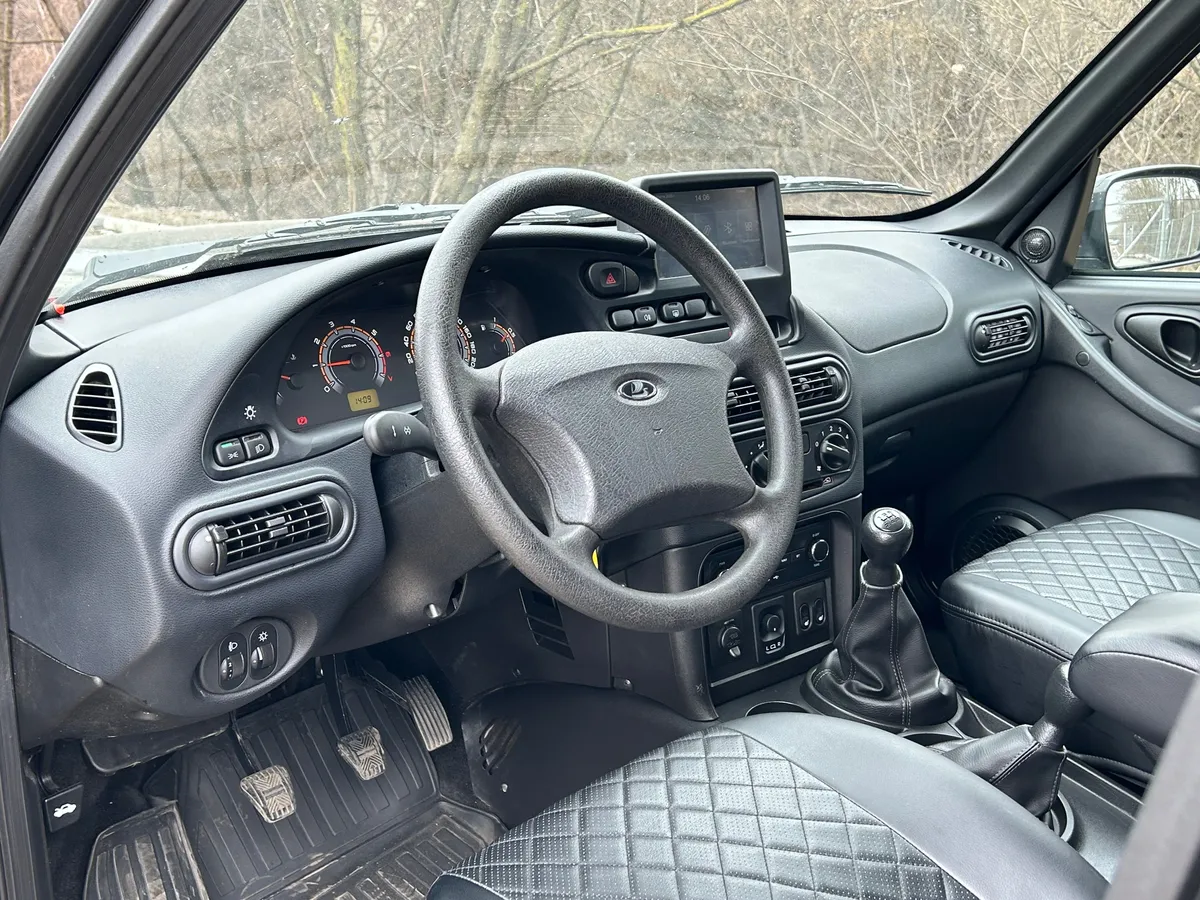 ВАЗ (Lada) Niva 1.7 MT 4WD (80 л.с.)