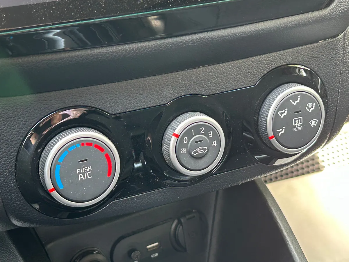 Kia Rio 1.6 AT (123 л.с.)