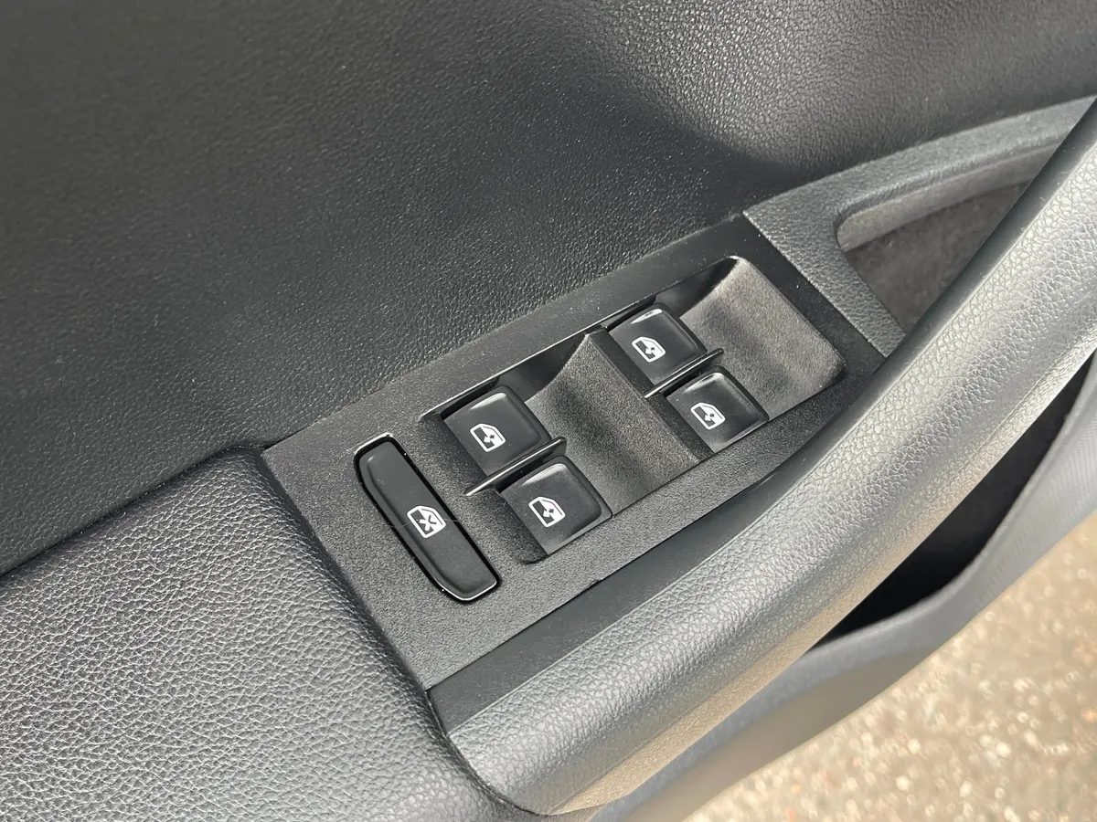 Skoda Octavia 1.4 TSI DSG (150 л.с.), 2016 — фото 12