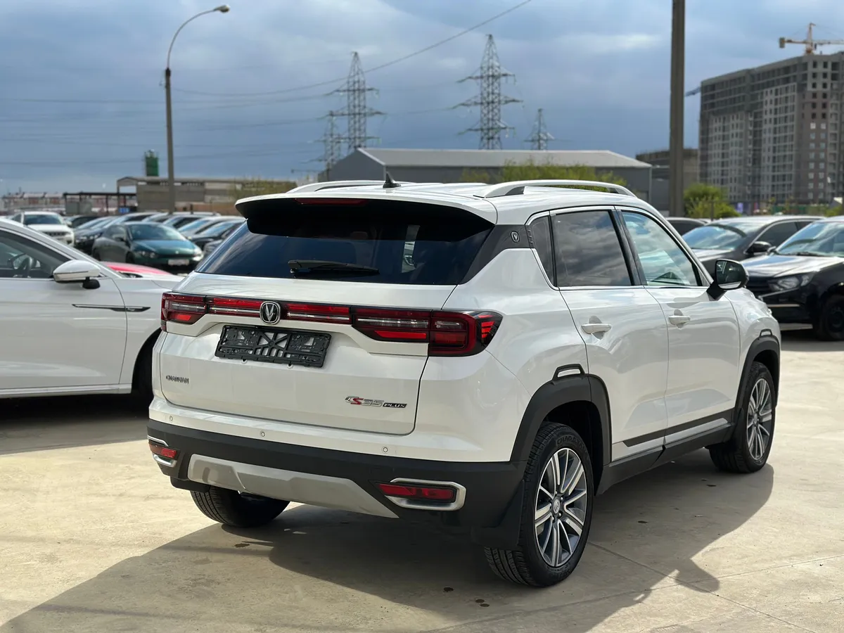 Changan CS35PLUS 1.6 л, 128 л.с., бензин, АКПП, передний привод