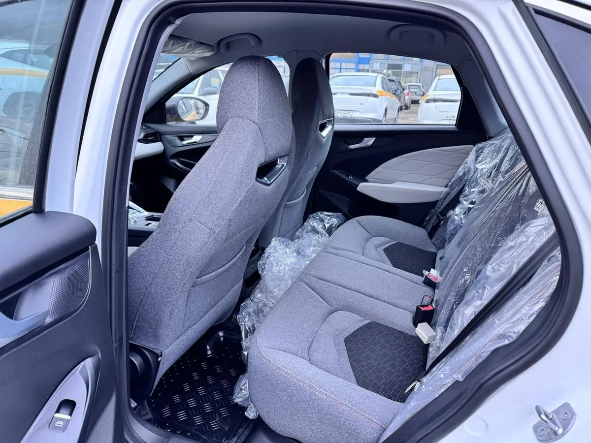 Kaiyi E5 1.5 CVT (147 л.с.)