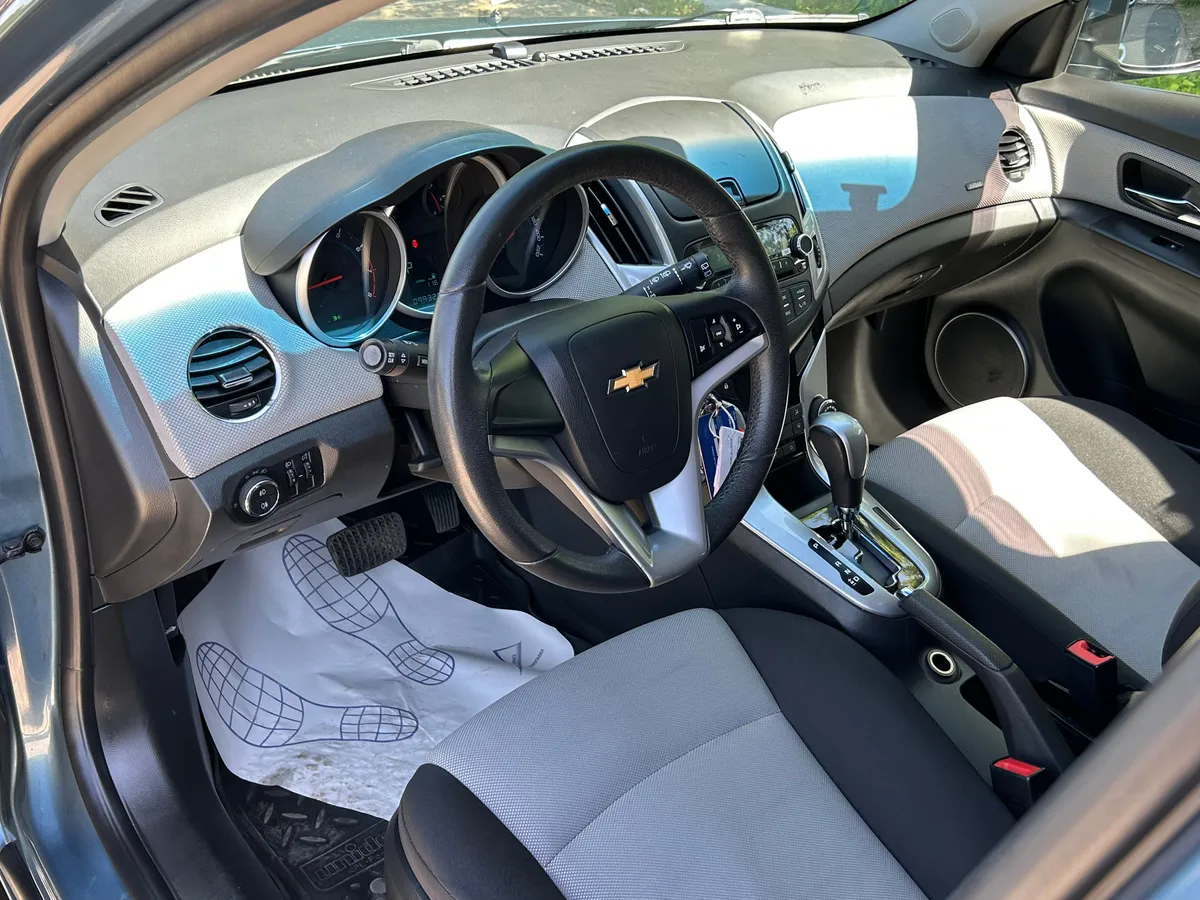 Chevrolet Cruze 1.8 AT (141 л.с.), 2013 — фото 5