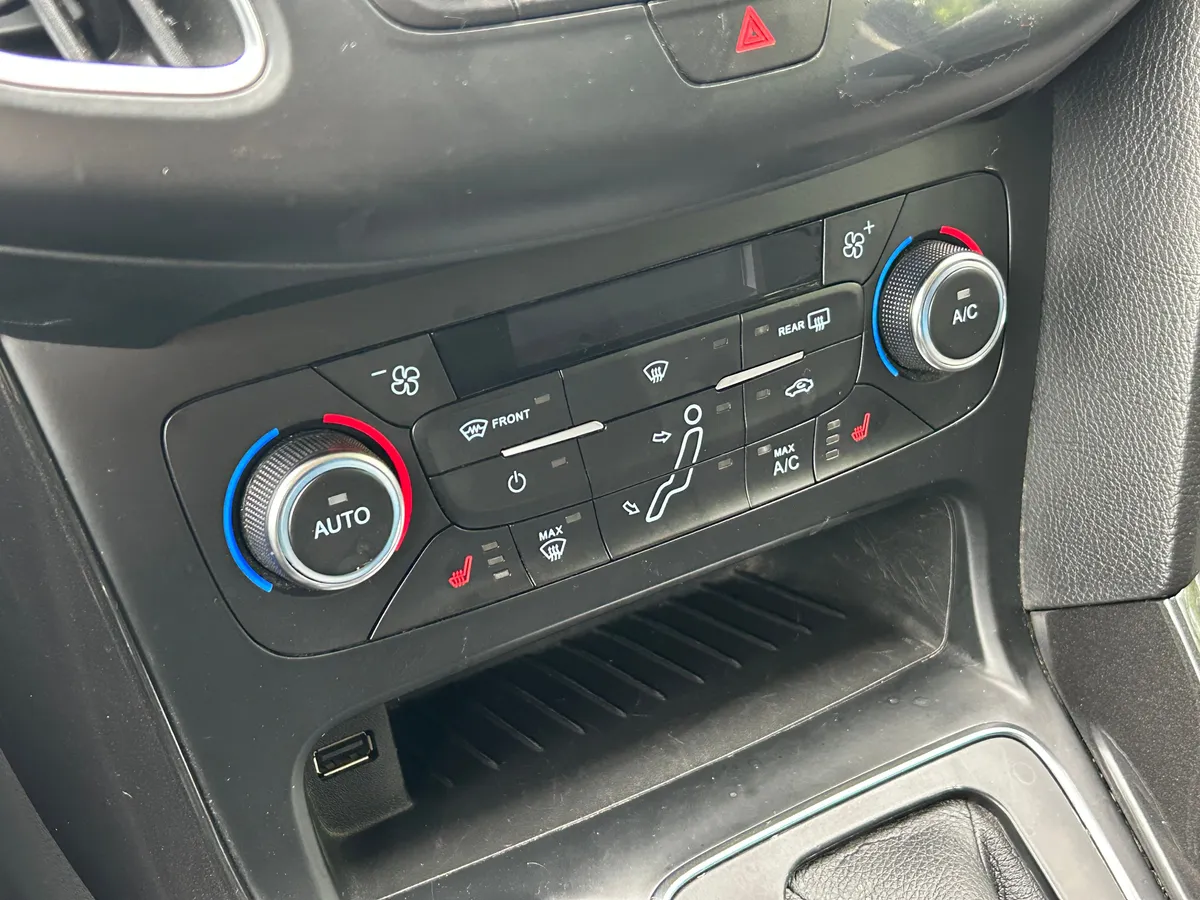 Ford Focus 1.5 EcoBoost AT (150 л.с.), 2018 — фото 8