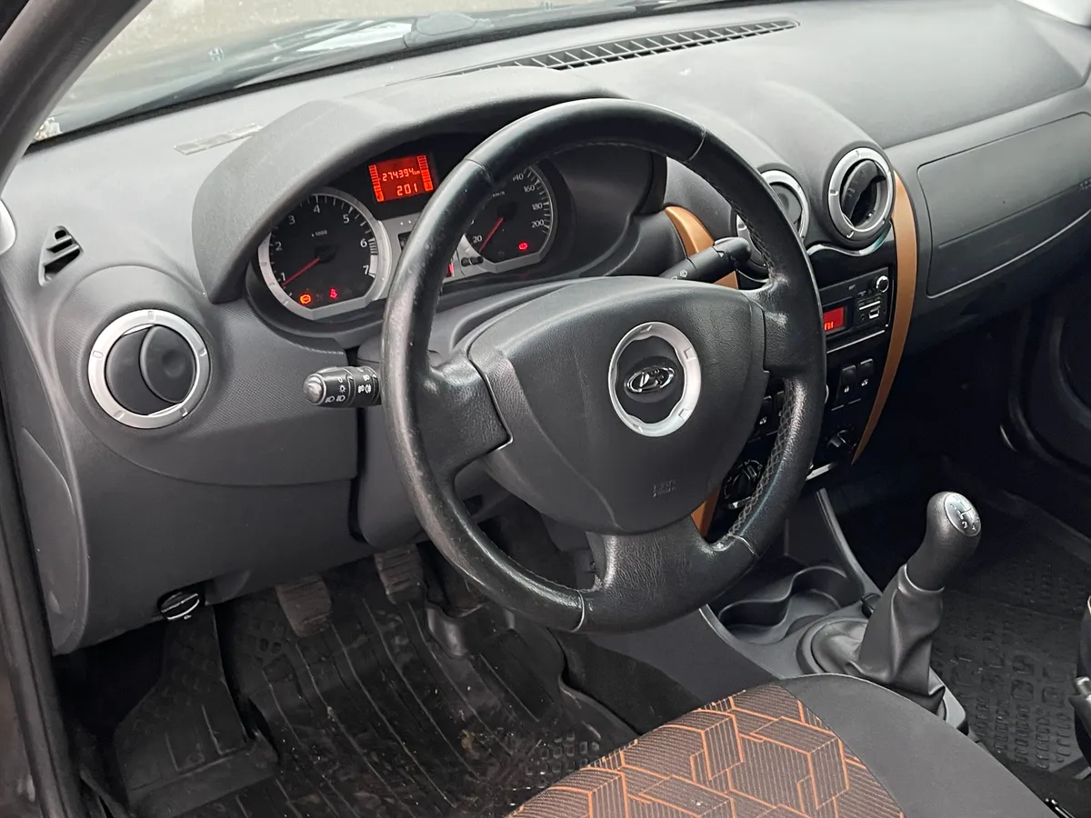 ВАЗ (Lada) Largus 1.6 MT 16 кл (5 мест) (106 л.с.)