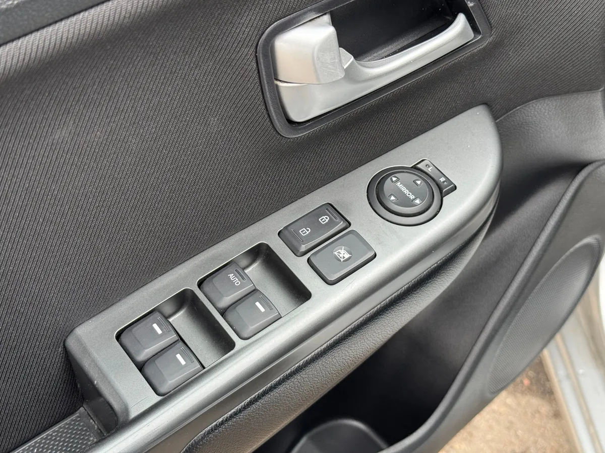 Kia Rio 1.6 6AT (123 л.с.)
