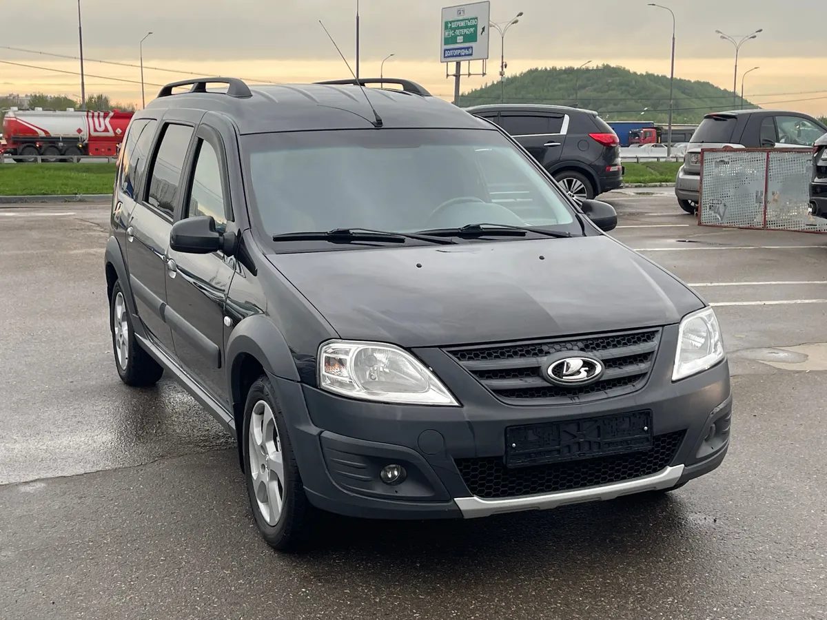 картинка ВАЗ (Lada) Largus 1.6 MT 16 кл (5 мест) (106 л.с.) от galaxy-auto