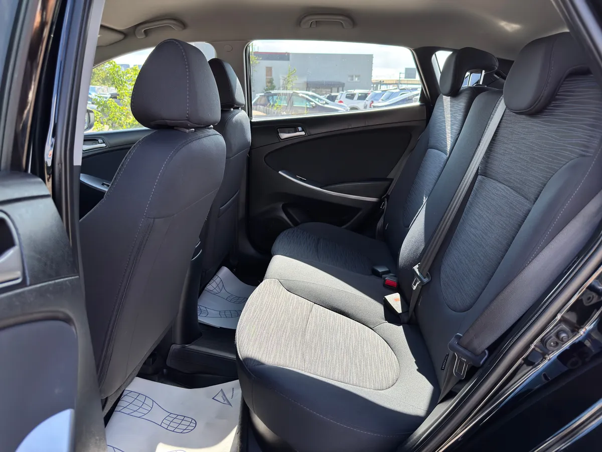 Hyundai Solaris 1.4 MT (107 л.с.)