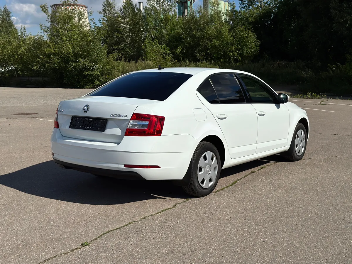 Skoda Octavia 1.6 AT (110 л.с.)