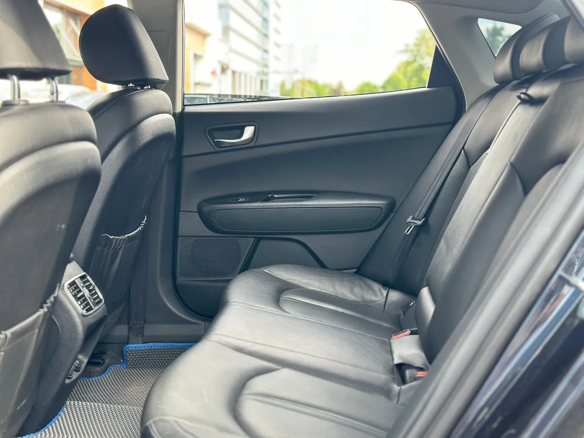 Kia Optima 2.0 AT (163 л.с.)
