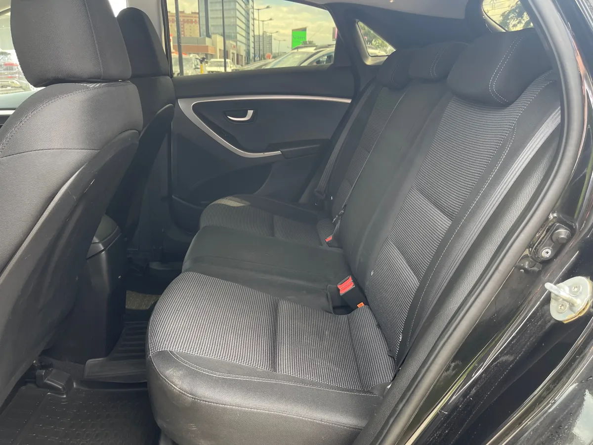 Hyundai i30 1.6 AT (130 л.с.)